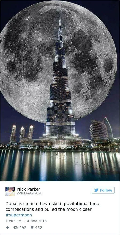13 Meme Penampakan Gagal Supermoon 14 November. Nggak Sesuai Ekspektasi, Dapetnya Malah Begini! 22
