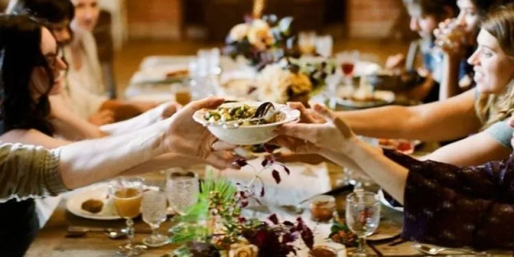 Seringnya Makan Hati, Tapi Anehnya Cewek Mau Bertahan Hanya Karena 5 Alasan Ini 9