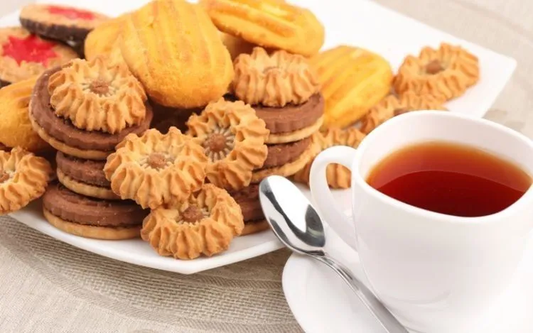 Bukannya Kenyang, 7 Makanan Ini Justru Bikin Kamu Tambah Lapar. Pantesan Nggak Kurus-Kurus! 14