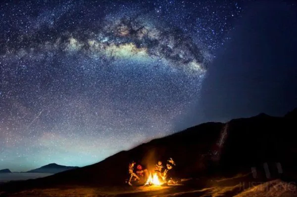 Dua Hujan Meteor Terindah Hadir di Bulan November. Fenomena Langka yang Wajib Kita Nikmati Bersama! 11
