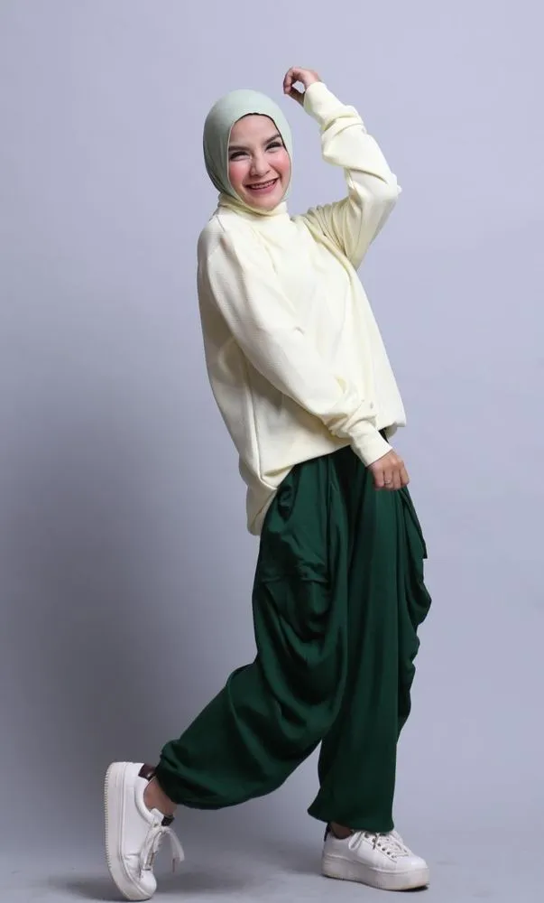 6 Style Hijab Meneduhkan Hati. Yang Melihatmu Akan Merasa Adem Sekali 9