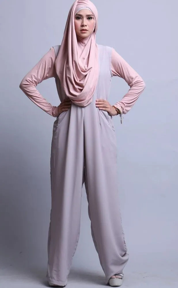 6 Style Hijab Meneduhkan Hati. Yang Melihatmu Akan Merasa Adem Sekali 11