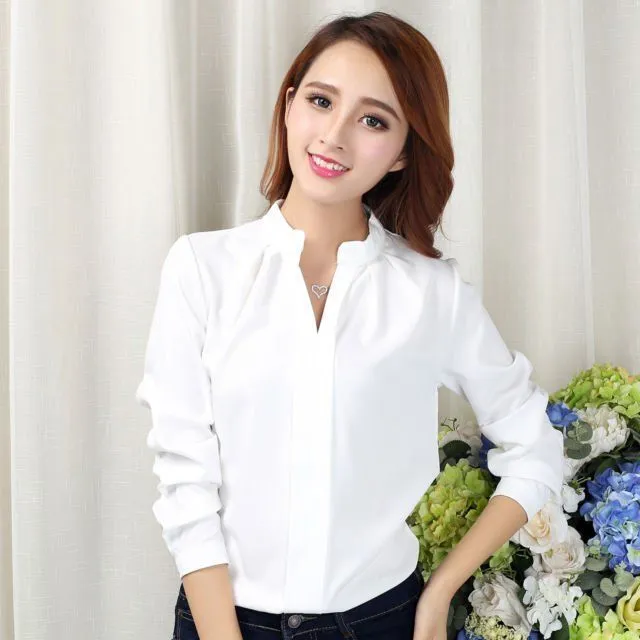 Dear Cewek-Cewek, Pastikan 17 Baju Ini Ada di Lemarimu 18