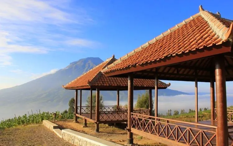 Dataran Tinggi Posong, Temanggung, Punya Sunrise yang Juara. Kamu Harus Segera Liburan ke Sana! 14