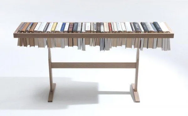 Suka Baca Buku? Coba Wujudkan Kreativitasmu Lewat 20 Rak Buku Minimalis Ini! 27