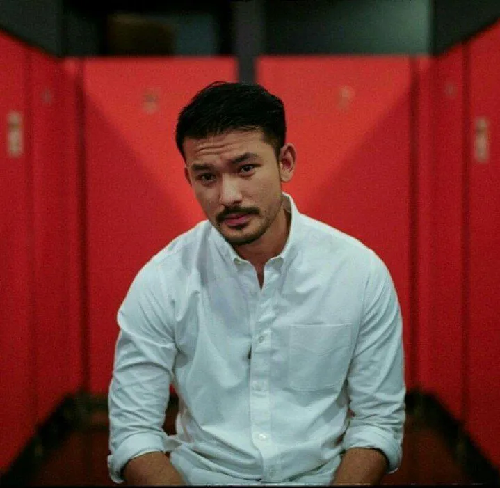 Kalau Sudah Tahu 7 Alasan Ini, Cowok Se-Indonesia Pasti Bakal Rajin Pelihara Kumis 14