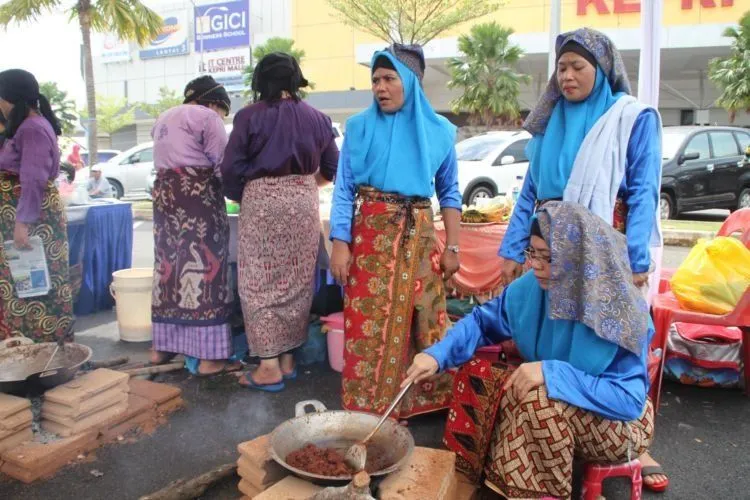 Makin Hari Budaya Minang Perlahan-lahan Terkikis. Kamu Orang Minang Jangan Kaya Gini ya! 9