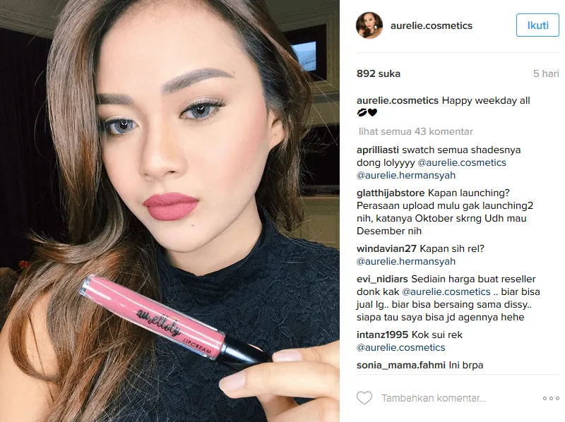 8 Seleb Ini Jualan Produk Kecantikan, Nggak Coba Beli? Siapa Tahu Wajahmu Jadi Sama Kayak Mereka :)