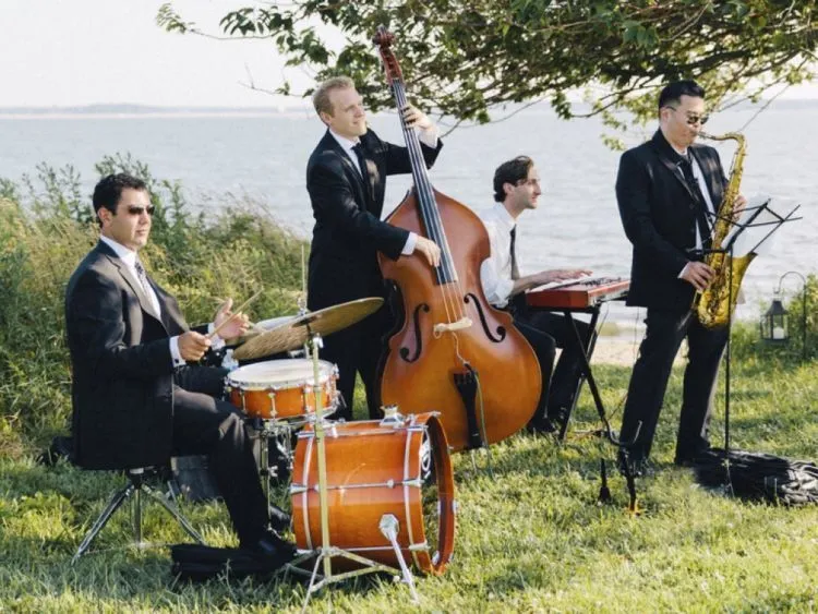 7 Cara Memilih Pemain Musik di Resepsi Pernikahan Kamu, Agar Tak Keliru Mainkan Lagu 11 wedding band