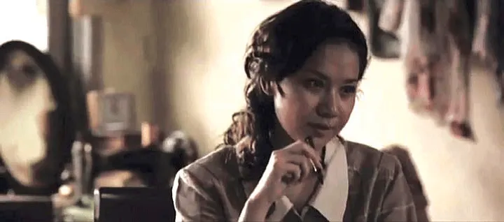 Karakter Wanita di 5 Film Ini Akan Membuka Matamu Tentang Seperti Apa Menjadi Istri Idaman 8