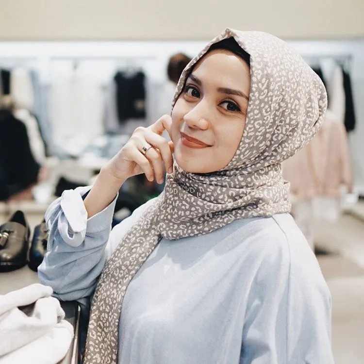 9 Aktris Cilik yang Menghiasi Masa Lalu Cowok 90-an. Sekarang Cekepnya Bikin Pengen Nikahin Deh 15