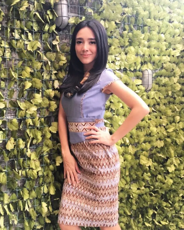 9 Aktris Cilik yang Menghiasi Masa Lalu Cowok 90-an. Sekarang Cekepnya Bikin Pengen Nikahin Deh 14