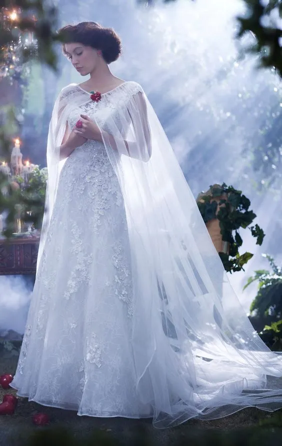 Inspirasi Gaun Pengantin dari 10 Disney Princess Favoritmu. Mana yang Paling Kamu Suka? 26