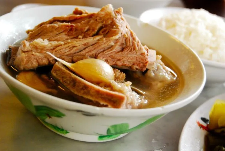 Buatmu yang Menghindari Daging Babi, 15 Makanan dengan Istilah Ini Baiknya Membuatmu Hati-hati 20
