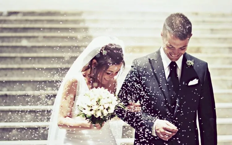 Mungkin Para Remaja Terlalu Sering Membaca Atau Nonton Cerita Romantis. Makanya Pengen Nikah Muda! 7