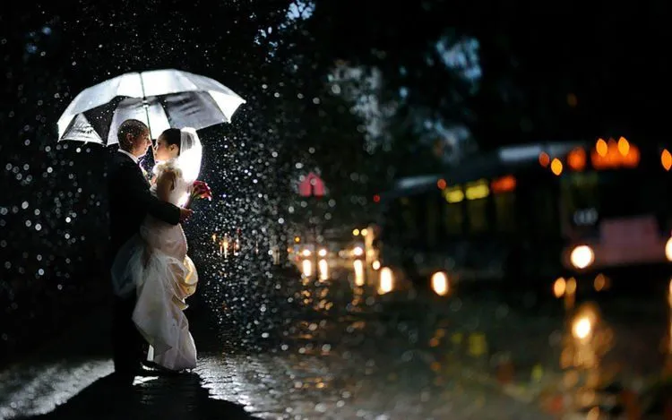 Musim Hujan Identik dengan Musim Nikah? 5 Alasan Ini yang Akan Menjelaskannya 6