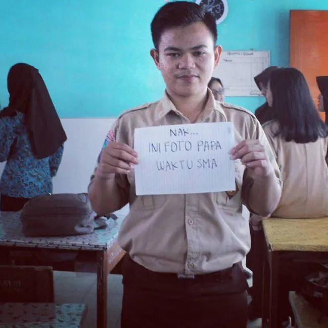 Inilah Tren Foto ‘Papa-Mama Waktu SMA’, Remaja Jaman Sekarang Memang Visioner 19