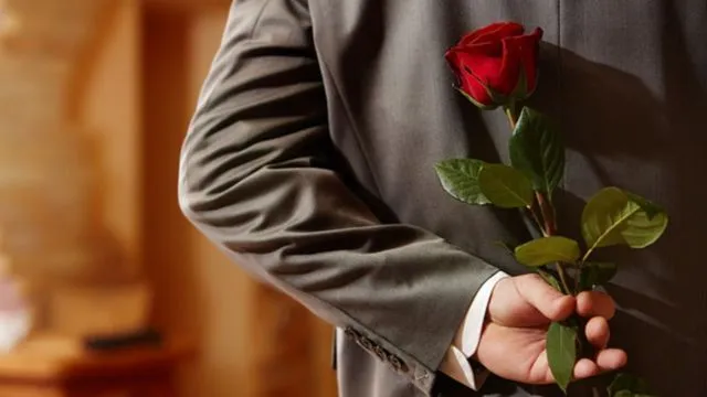 10 Ide Kado Ulang Tahun untuk Istri yang Mengesankan 20 kado untuk istri