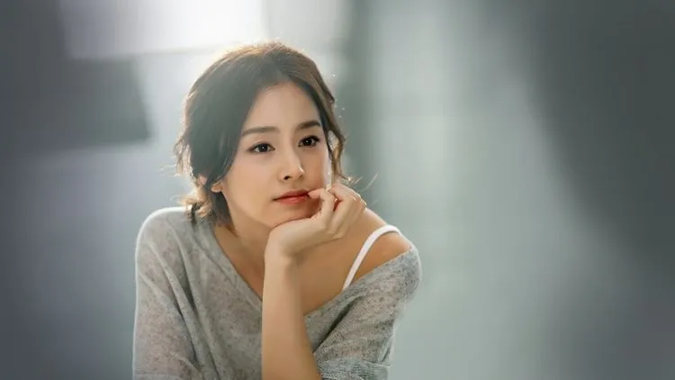 8 Artis Korea Ini Buka-bukaan Soal Rahasia Kulit Mulusnya. Cek Yuk! 13