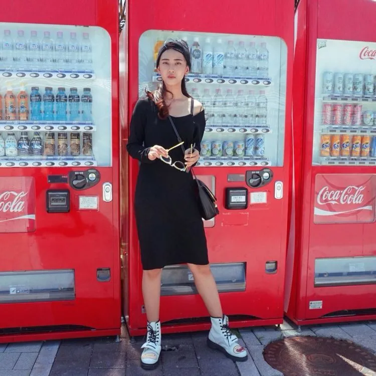 17 Gaya Pakaian Korea Simpel yang Terlihat Awet Muda. Dijamin Kamu Pengen Coba 22 korean style