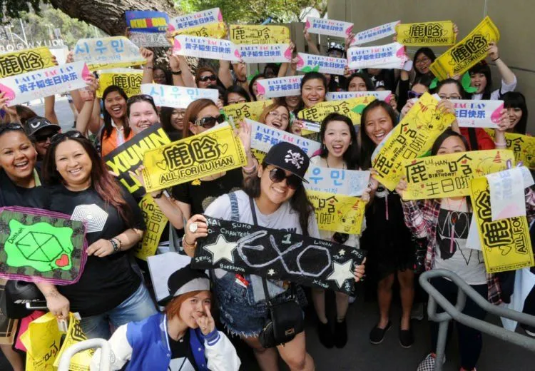 Fans K-Pop di 6 Negara Ini Berbeda-Beda Lho Kelakuannya, Termasuk Indonesia yang Sukanya Gratisan 11