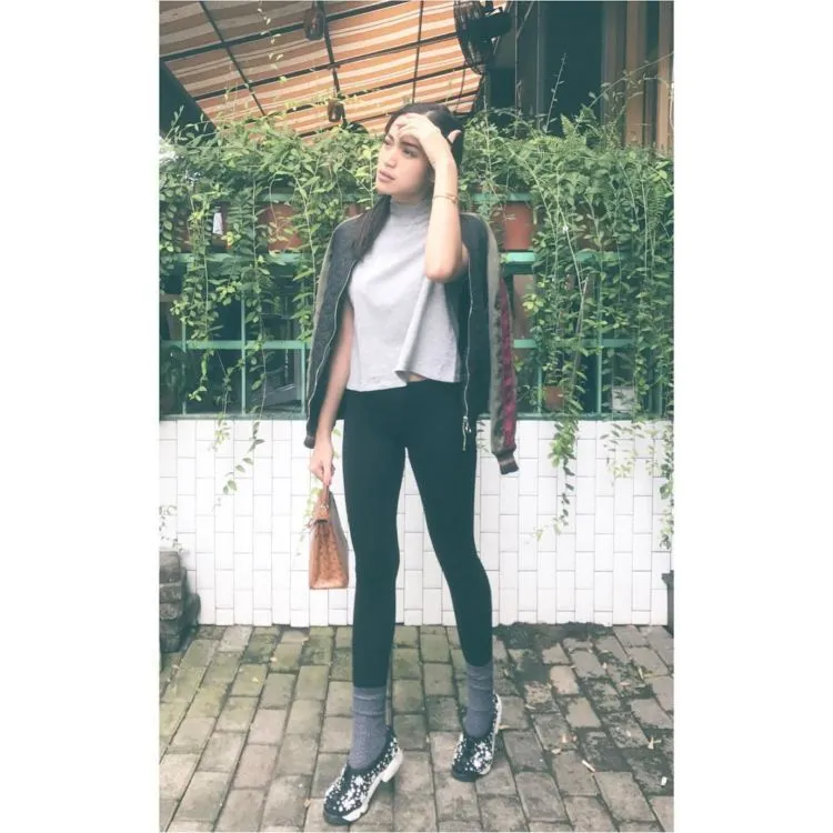 Sudah Jadi Mama, Bukan Berarti Nggak Boleh Gaya. Ini 10 Style Agar Tetap Memesona 13