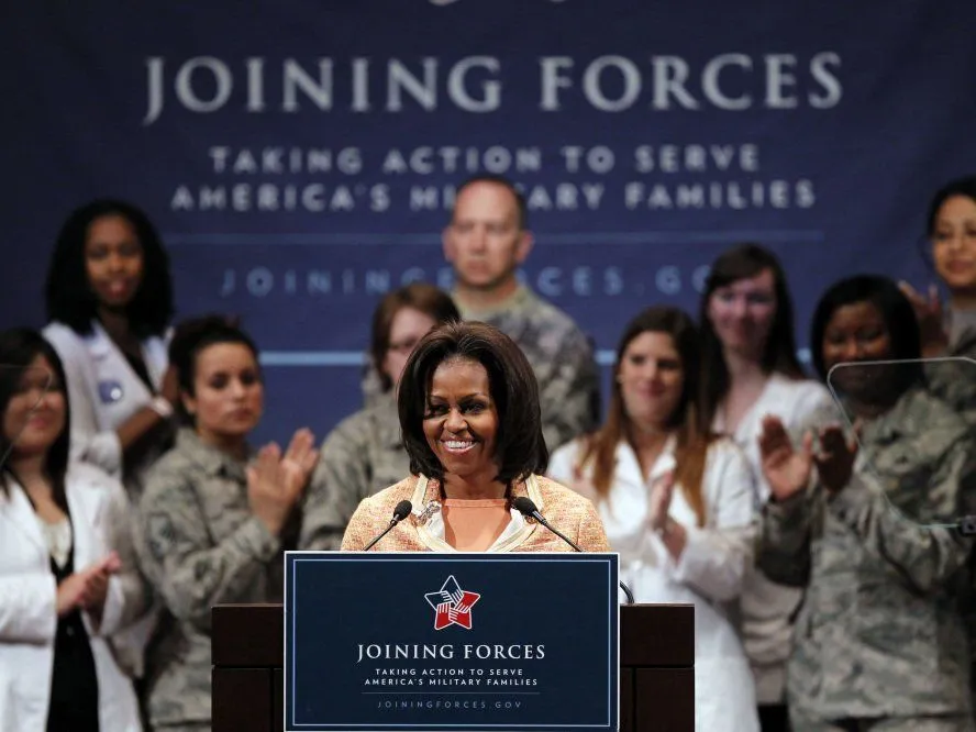 Bukan Ibu Negara Biasa yang Sekadar Pemanis atau Hiasan, Michelle Obama Selalu Berani Buat Dobrakan! 12
