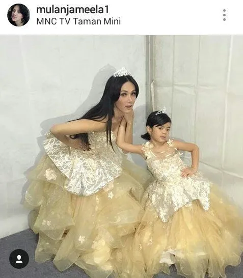 12 Komentar Pedas Haters Ini Bikin Kamu Bersyukur Nggak Jadi Seleb. Mending Dimarahi Dosen Penguji! 27