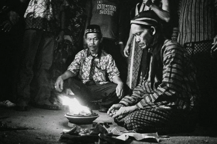 Tradisi Perang Obor di Jepara, Pukul-pukulan Api yang Seru dengan Nilai Sejarah Luhur 7