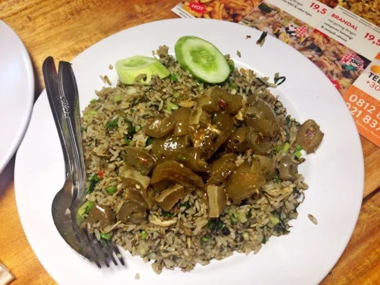 8 Nasi Goreng di Surabaya yang Enak dan Favorit 15