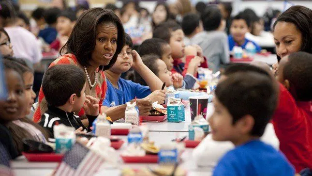 Bukan Ibu Negara Biasa yang Sekadar Pemanis atau Hiasan, Michelle Obama Selalu Berani Buat Dobrakan! 11