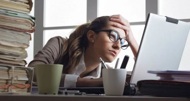 7 Dampak Stres Buatmu yang Suka Panik dan Apa-Apa Dipikir Melulu 11