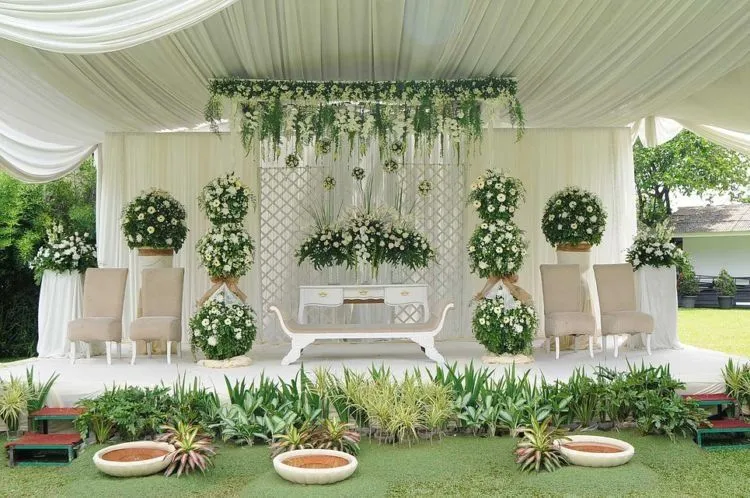 8 Pilihan Kursi Pelaminan. Cantik Nyaman dan yang Pasti Nggak Bikin Pegal 12 kursi pelaminan