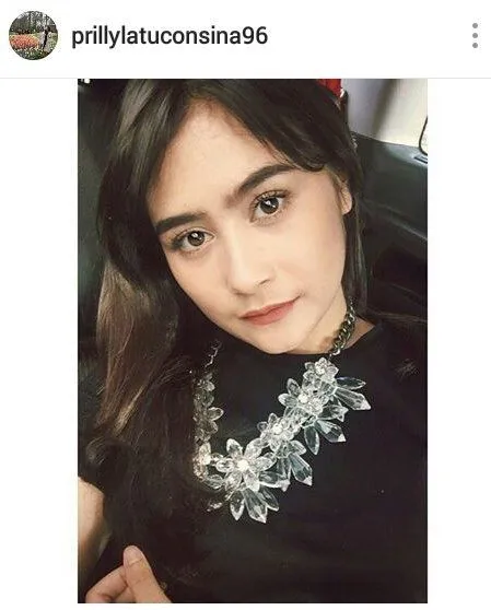 12 Komentar Pedas Haters Ini Bikin Kamu Bersyukur Nggak Jadi Seleb. Mending Dimarahi Dosen Penguji! 39