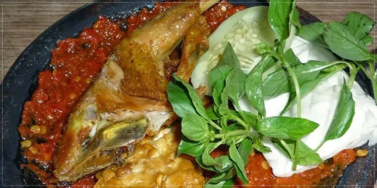 Resep-Resep Sayap Ayam yang Nggak Cuma Digoreng Doang. Yuk Coba, Biar Kekinian! 11