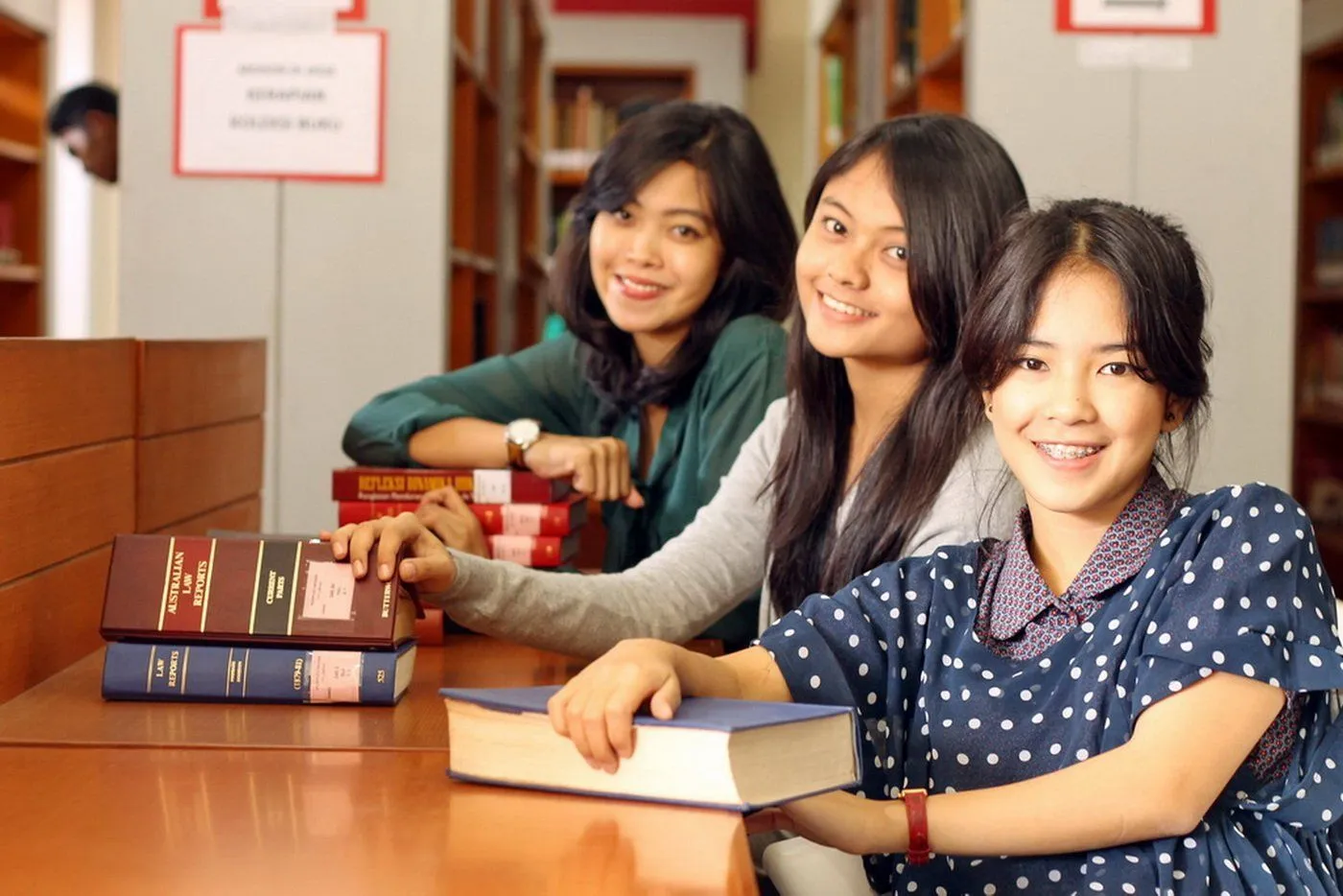 10 Perpustakaan Kampus di Indonesia yang Layak Untuk Dikunjungi. Perpus Kampusmu Masuk Nggak Nih? 19