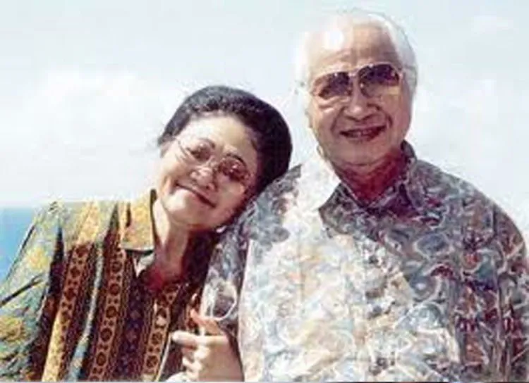 12 Petuah Cinta dari Pernikahan Soeharto-Ibu Tien. Mesranya Sampai Mati, Dijamin Bikin Iri 26