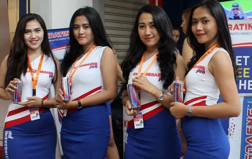 (Eksklusif) Kisah di Balik Seorang SPG yang Sering Diidentikan dengan Hal Esek-esek. Miris Sih Ini!