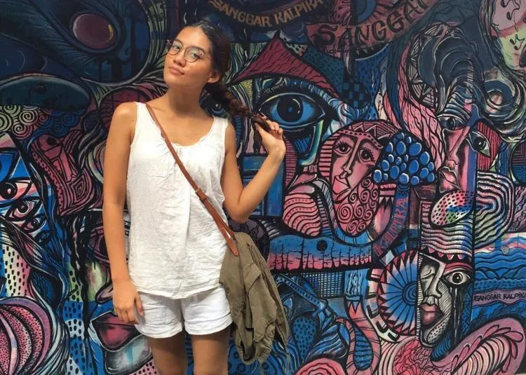 9 Style Cewek yang Bagimu Biasa Saja, Tapi Ampuh Bikin Cowok Tak Mau Palingkan Mata 13 style
