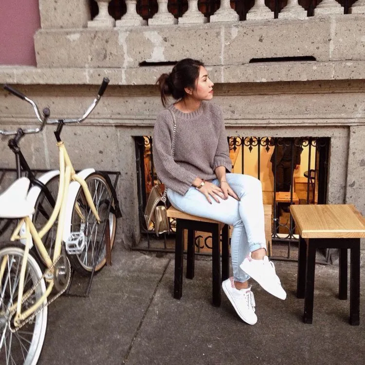 9 Style Cewek yang Bagimu Biasa Saja, Tapi Ampuh Bikin Cowok Tak Mau Palingkan Mata 17 style