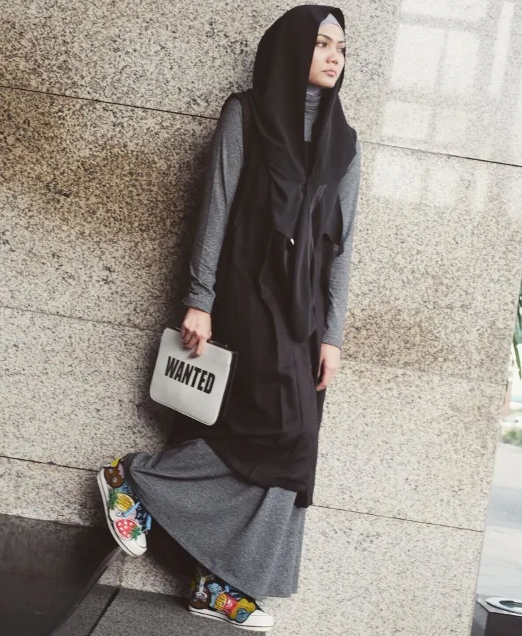 Tak Perlu Ribet Lagi untuk Tampil Syar'i. 13 Style Ini Bisa Jadi Inspirasi 25 syari
