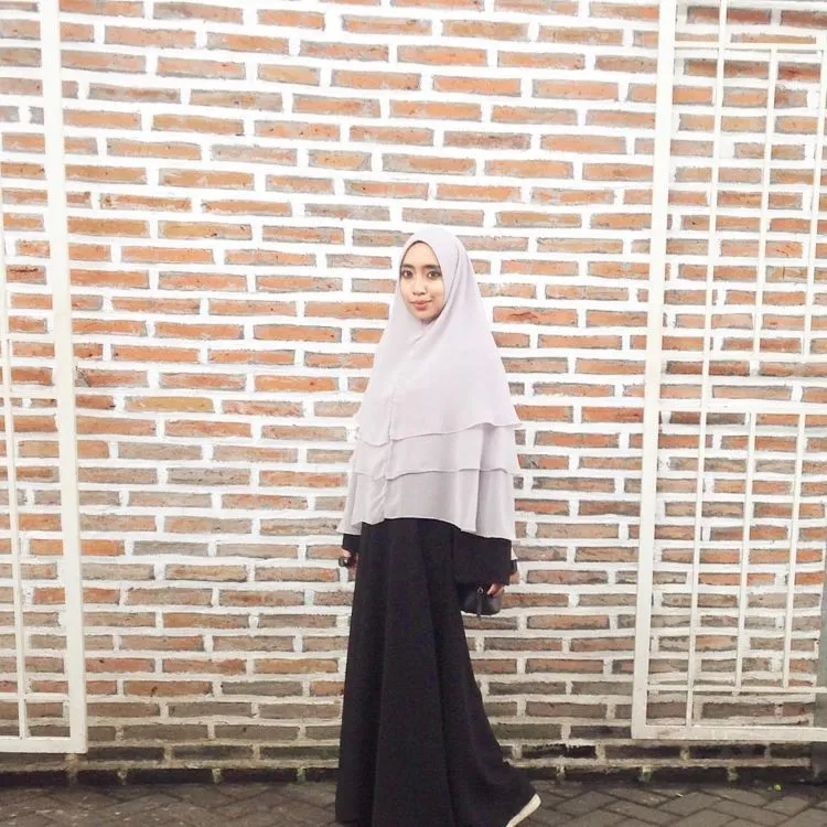 Tak Perlu Ribet Lagi untuk Tampil Syar'i. 13 Style Ini Bisa Jadi Inspirasi 21 syari