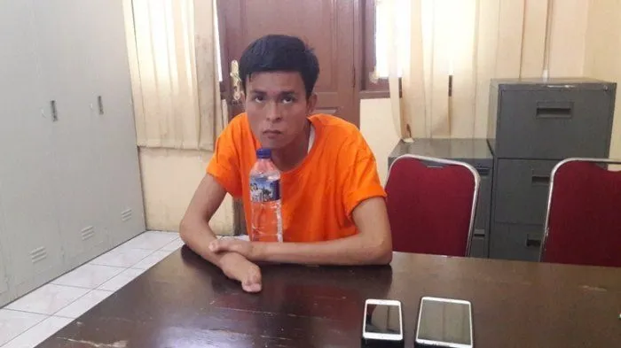 Jangan Melebih-lebihkan Kekayaan Irfan, Pengemis yang Punya HP Mahal. Nanti Malah Kamu Terinspirasi 12