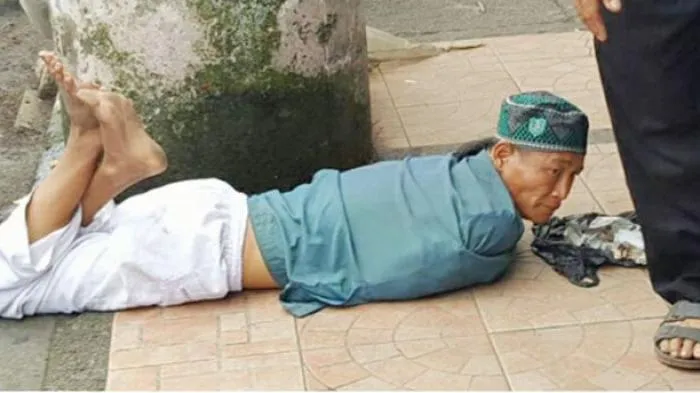 Jangan Melebih-lebihkan Kekayaan Irfan, Pengemis yang Punya HP Mahal. Nanti Malah Kamu Terinspirasi 9
