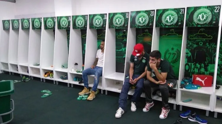 Tragedi Pesawat Jatuh Menimpa Klub Sepak Bola Brasil. Begini Pesan Terakhir Sebelum Kepergian Mereka! 6