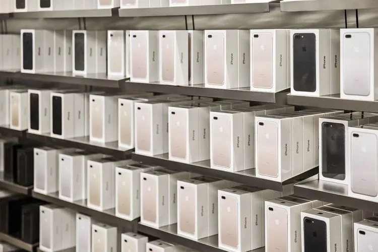 Xiaoli, Cewek yang Beli Rumah Dari Penjualan 20 iPhone Pemberian Pacar-Pacarnya. Cerdas Atau Matre? 6