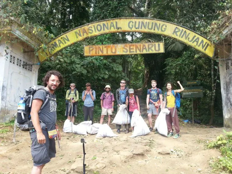 Tahun 2017, Buang Sampah di Rinjani Bisa Kena Denda 500 Ribu Rupiah. Bagaimana Penjelasannya? 6
