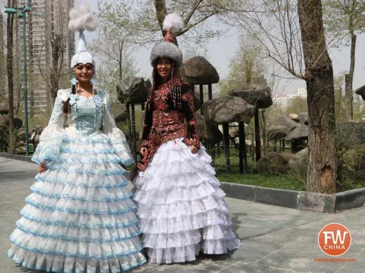 Cantiknya Foto Pengantin Wanita dari Seluruh Dunia. Bukti Kalau Pernikahan Itu Selalu Istimewa 25