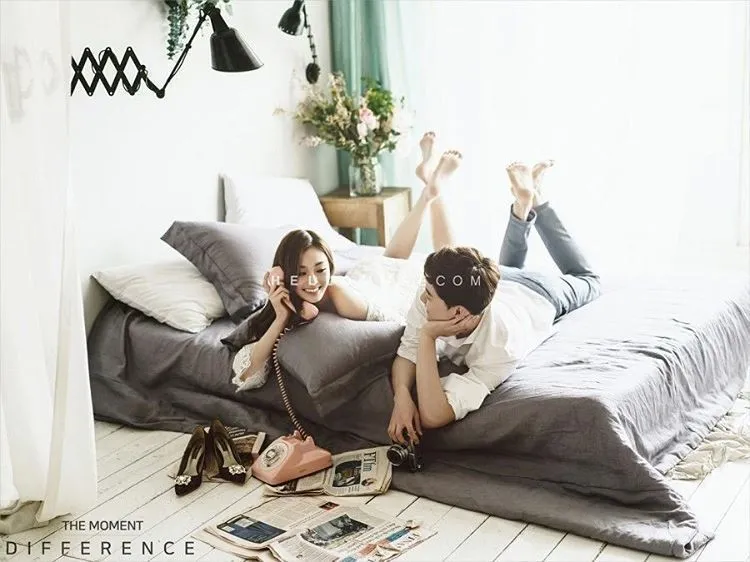 Romantis dan Lucu, Inilah 13 Pose Foto Prewedding Pasangan di Korea yang Layak Tiru 29