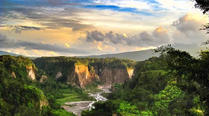 Ternyata Gambar Destinasi Wisata di Uang Baru Keren-keren Lho. Jadi Pengen Datengin Satu-satu! 20